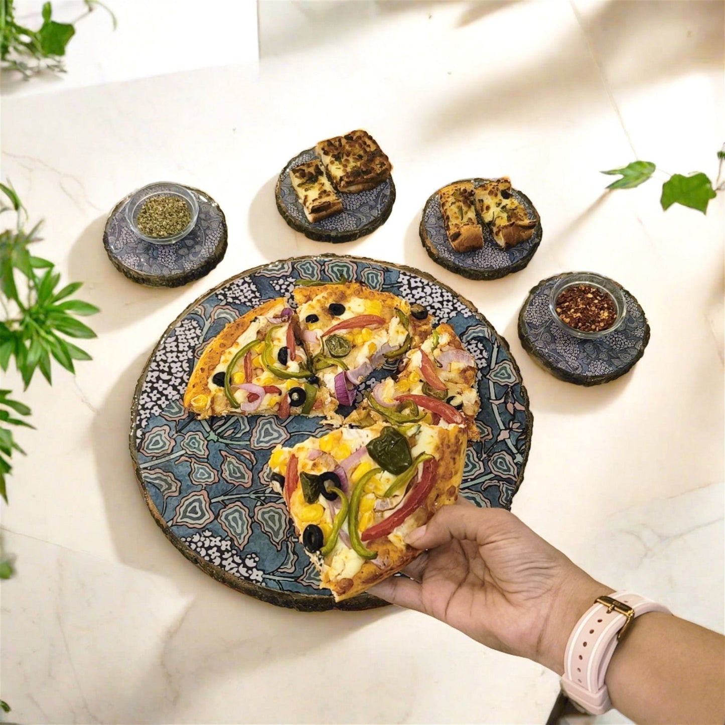 Bark Pizza Platter - - Samaa India - - #tag1# - #tag2# - #tag3# - #tag4#