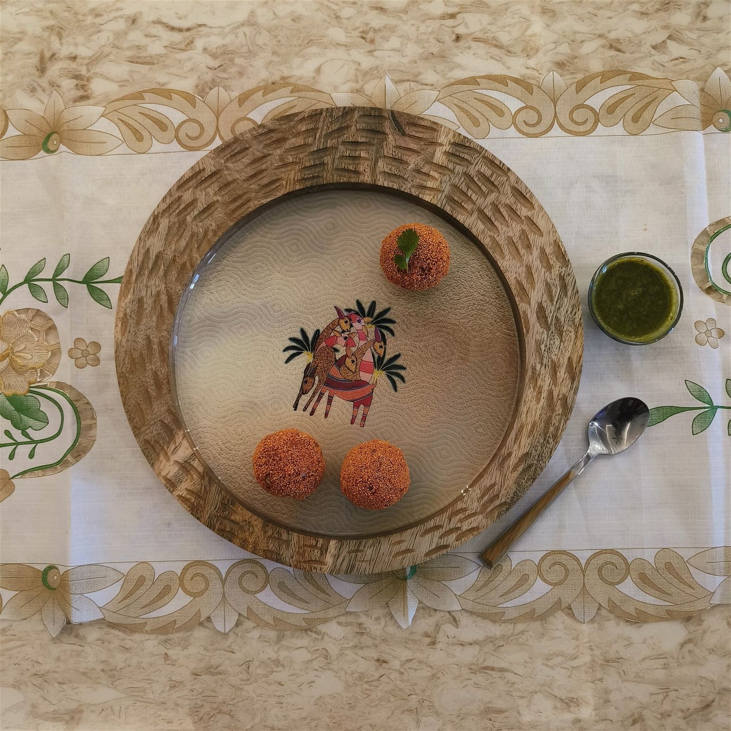 Sun Moon Wooden Platter - The Deer Story with Golden Tong - - Samaa India - - #tag1# - #tag2# - #tag3# - #tag4#
