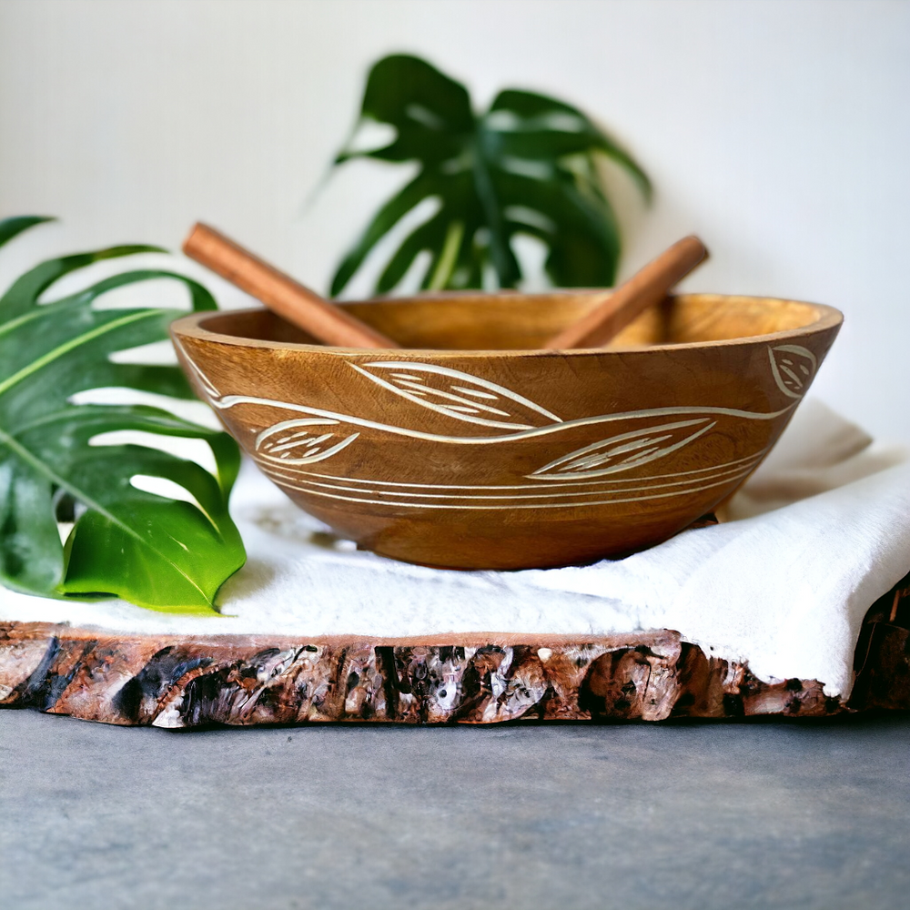 Wooden Engraved And Carved Salad Bowl - Leaf Carving
